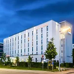 Otel Star G Premium Domagkstrasse 3*