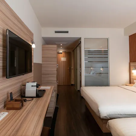 Hotel Star G Premium Domagkstrasse 3*