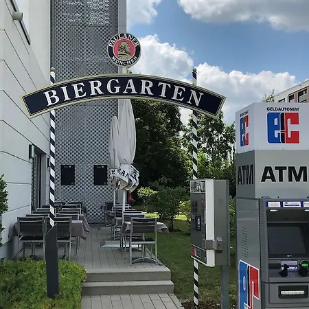 Star G Premium Domagkstrasse Hotel 3*