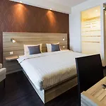 Star G Premium Domagkstraße Hotel 3*