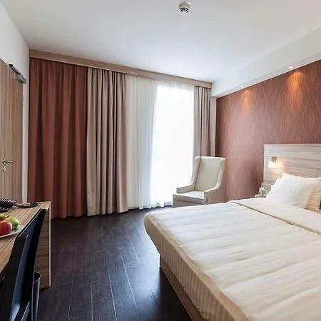 Star G Premium Domagkstrasse 3* München